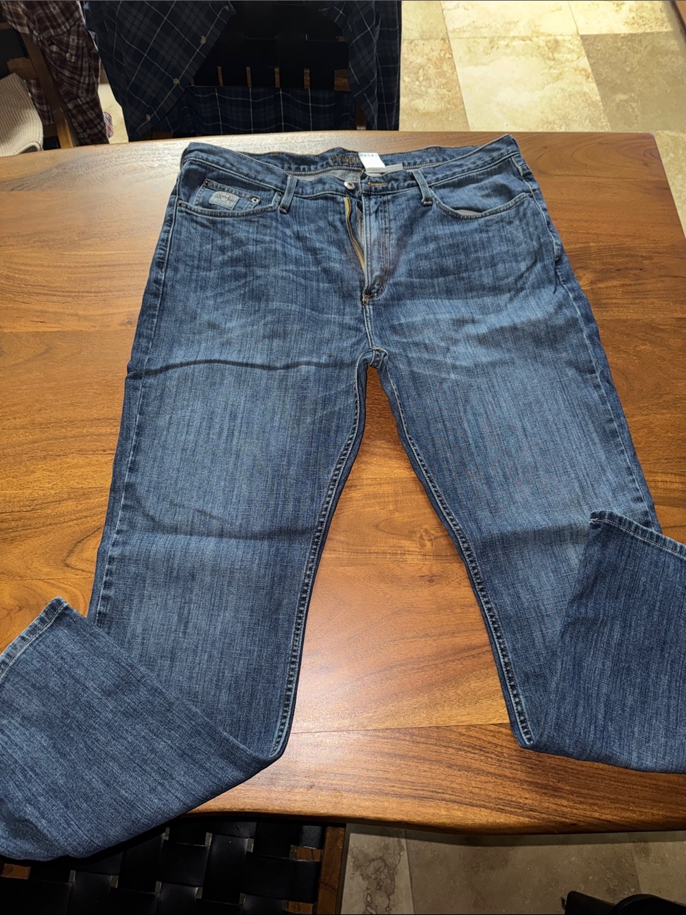 Cinch Men's Silver Label Medium Blue Slim Straight Jeans